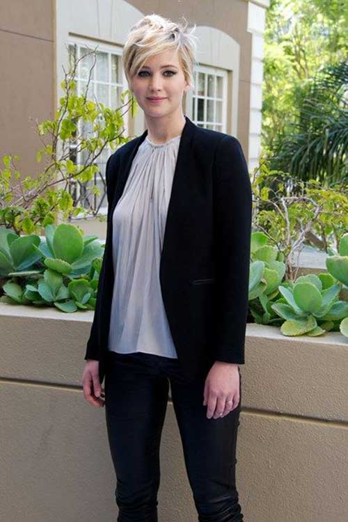 25 Jennifer Lawrence Pixie Haircuts Cut 2017 Jennifer Lawrence Platinum Blonde Side Parted Pixie For Girls