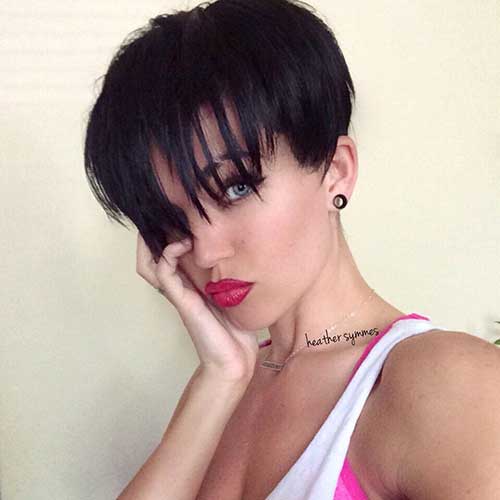 Pixie Haircuts with Bangs-9