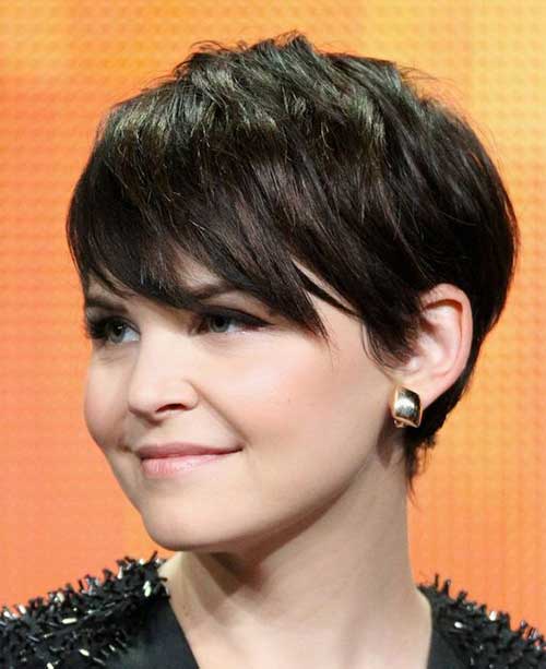 Pixie Haircut for Round Faces-12