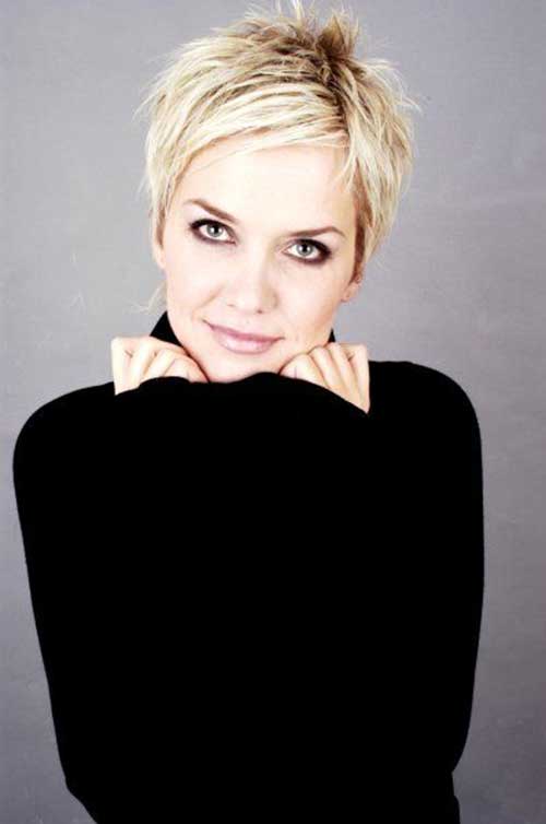 How To Style A Messy Pixie