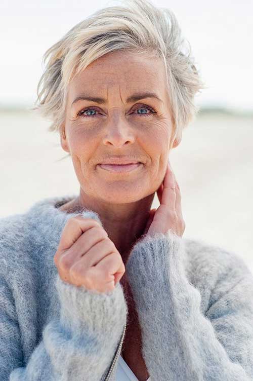 Pixie Haircuts for Older Ladies-29