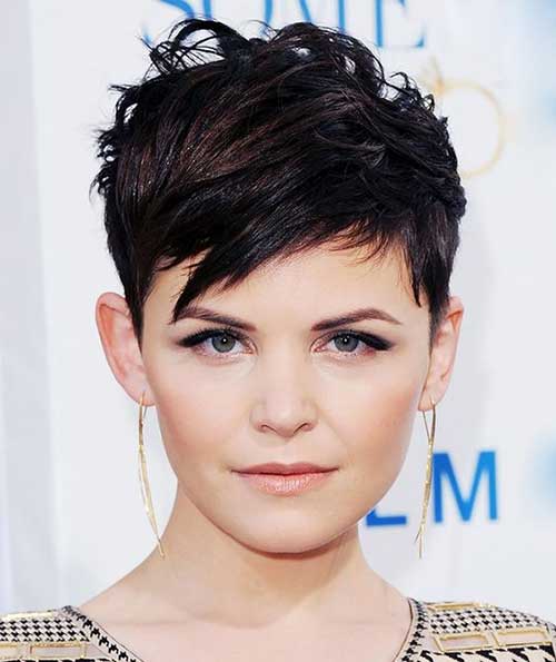 Pixie Haircut for Round Faces-9
