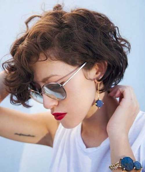 Pixie Cuts for Curly Hairs