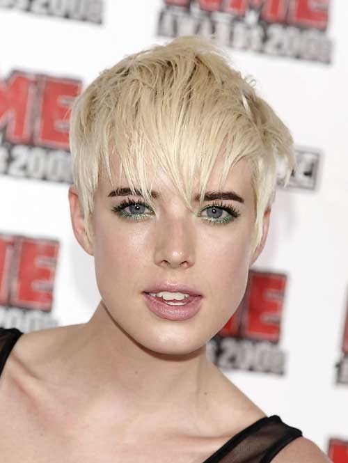 Agyness Deyn Straight Pixie Agyness Deyn Straight Pixie Haircut