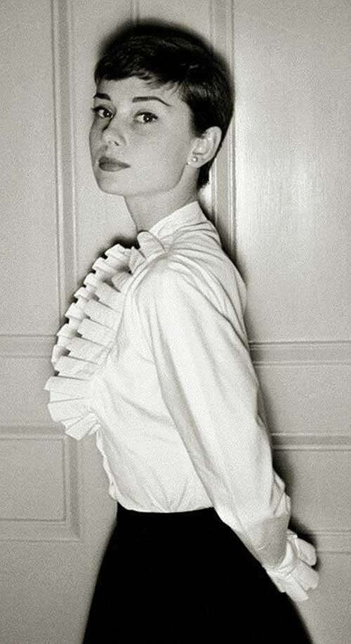 Audrey Hepburn Nice Pixie Audrey Hepburn Nice Pixie Cut