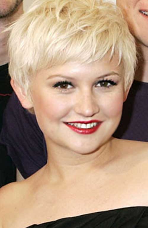 Short Blonde Hairstyles Round Faces