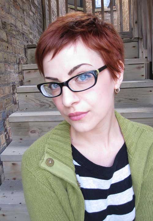 Short Funky Pixie Hairstyles-21